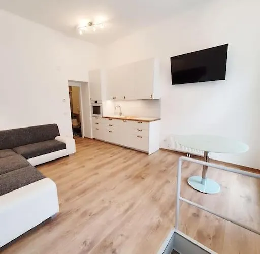 Urbanes In *